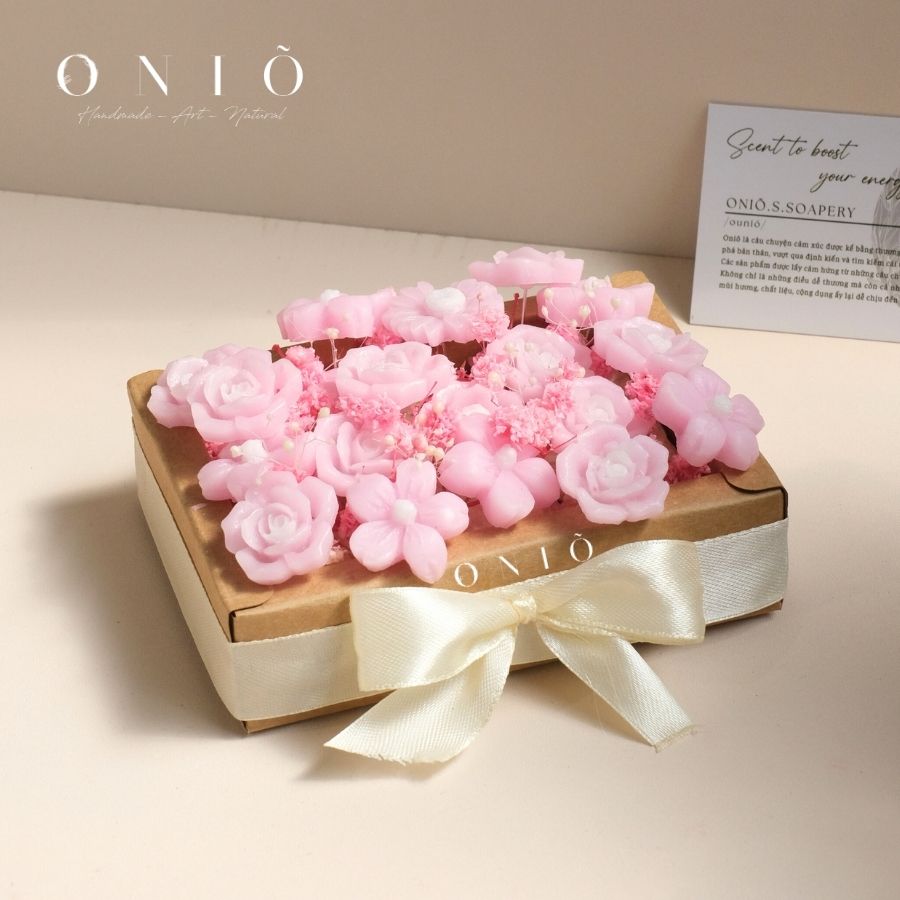 Hoa sáp thơm tone hồng, Hương thơm tinh dầu, quà tặng sinh nhật, quà tặng tốt nghiệp - Bloom Box - ONIÕ