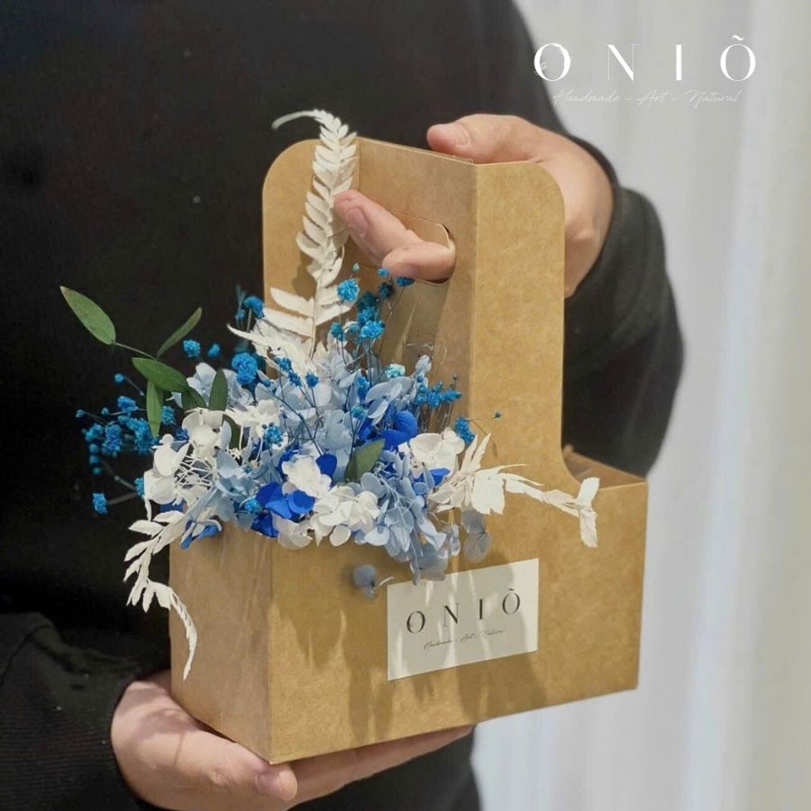 Giỏ hoa khô quà tặng 2 ngăn (1 ngăn hoa khô - 1 ngăn nến tùy chọn) - giá chưa bao gồm nến ONIÕ
