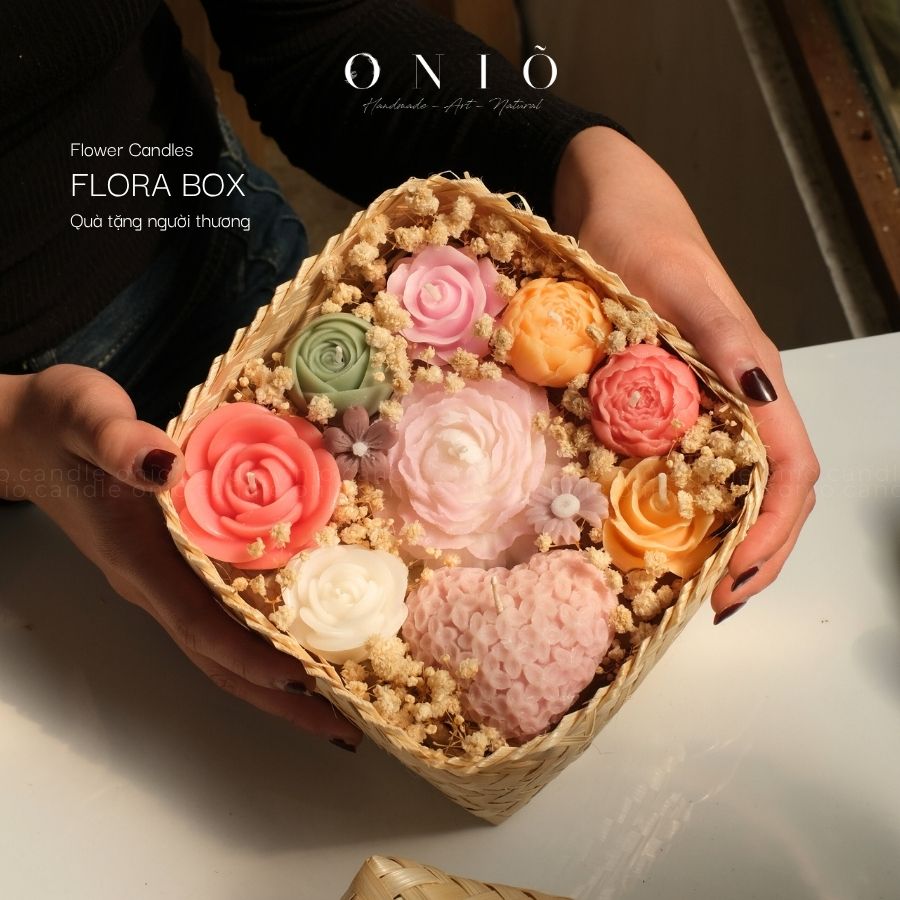 Hoa nến thơm phối màu ngẫu nhiên, Quà tặng sinh nhật, quà tặng tốt nghiệp - Flora Box - ONIÕ