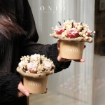 Hoa nến thơm tone nâu/đỏ, Hương thơm tinh dầu, quà tặng sinh nhật, quà tặng tốt nghiệp - Tulip Box - ONIÕ