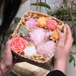 Hoa nến thơm phối màu ngẫu nhiên, Hương thơm tinh dầu, quà tặng sinh nhật, quà tặng tốt nghiệp - Flora Box - ONIÕ