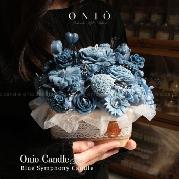 Giỏ hoa Blue Symphony Candle (hương thơm dịu nhẹ) - ONIÕ