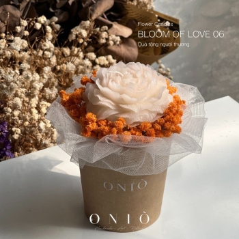 Hoa nến thơm 2 size S,M - Quà tặng sinh nhật, quà tặng tốt nghiệp - Bloom of love 06 - ONIÕ